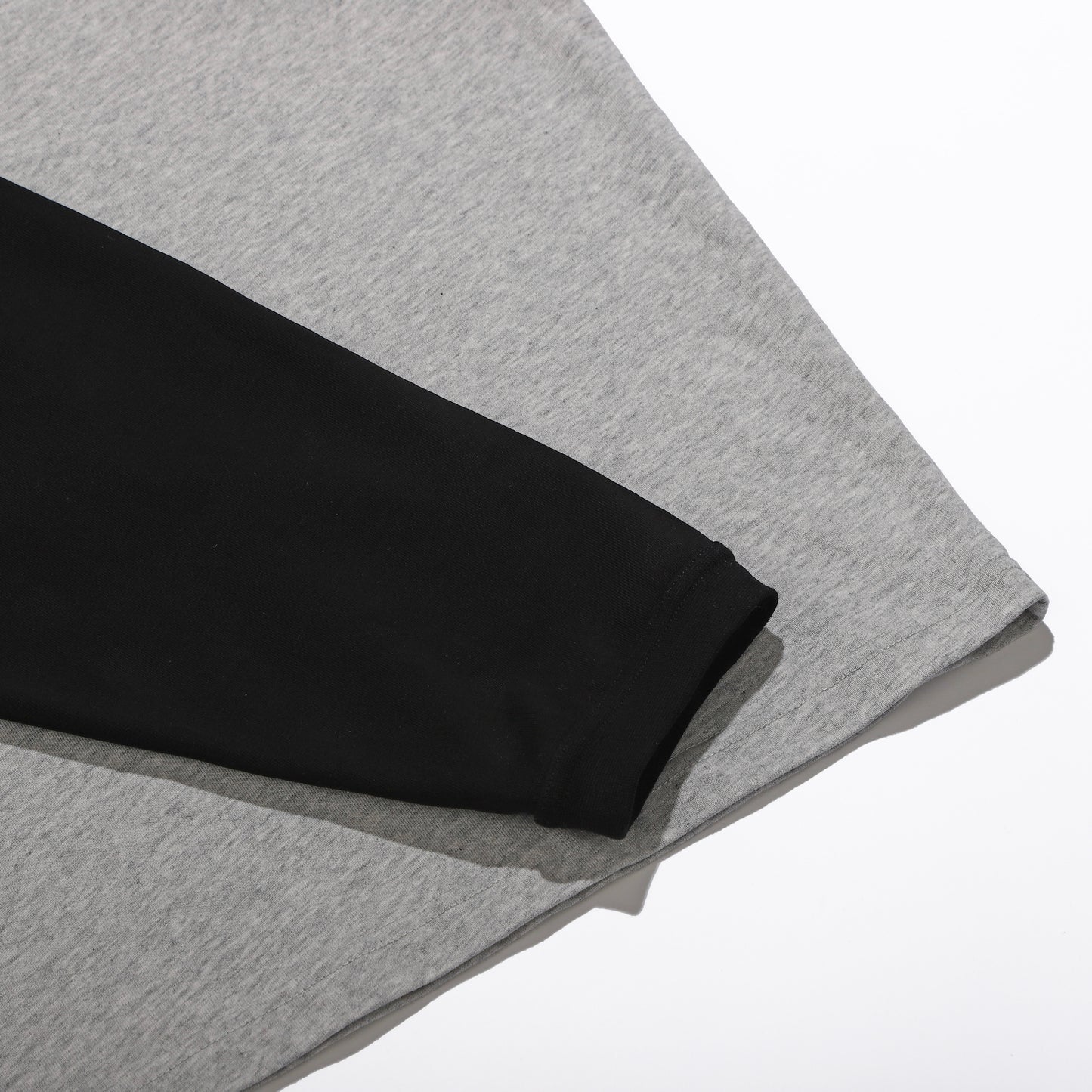 Raglan L/S Tee Black